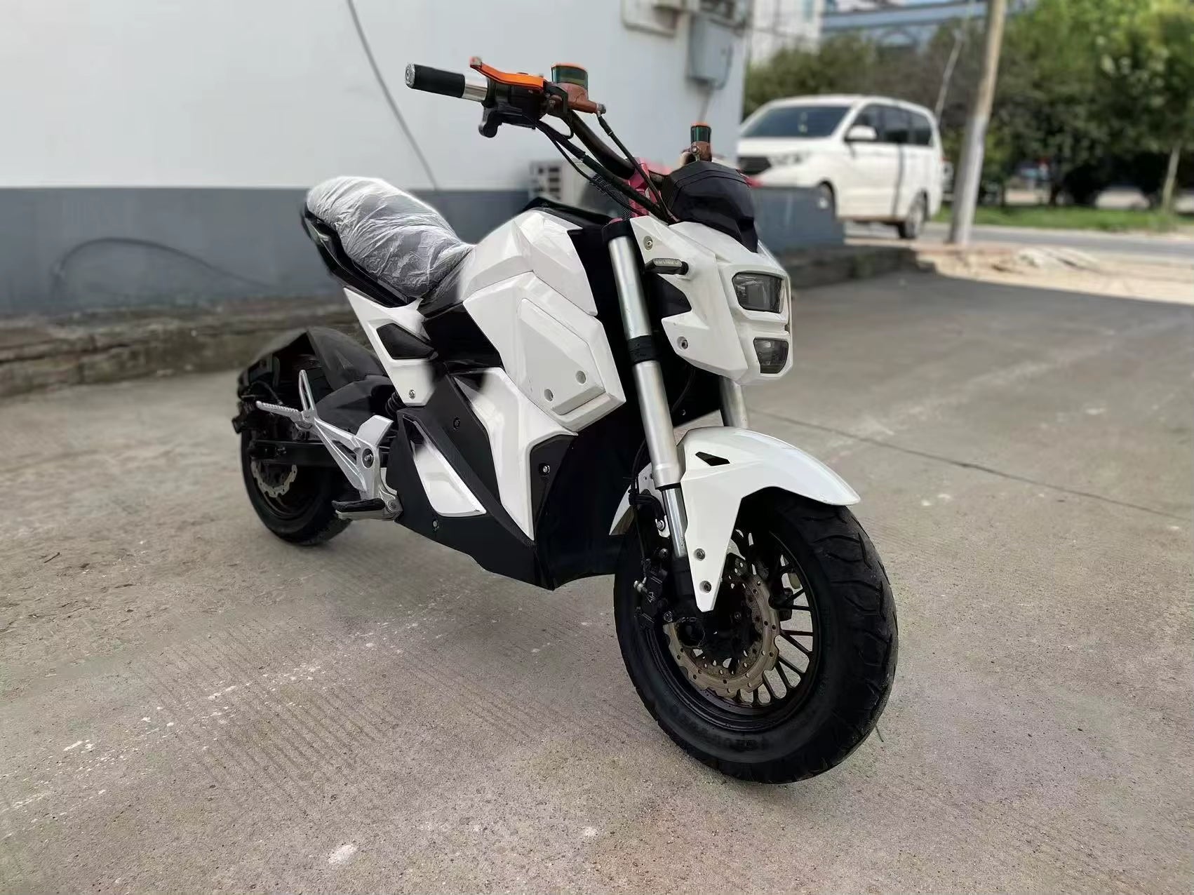 Cl'S New Z6 Electric Motorcycle 72V Electric High-Power Motorcycle Replaced by a High-Speed Electric Motorcycle Sports Car